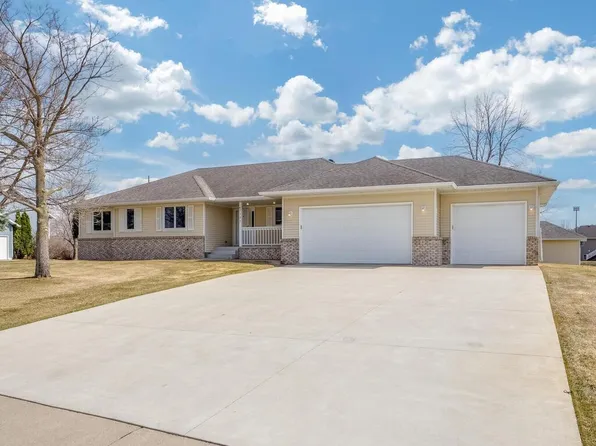 7120 Rolling View Dr, Saint Cloud, MN 56303