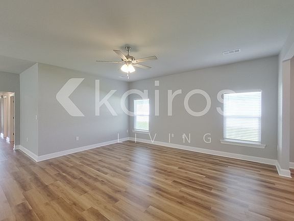 3rd image of 13736 Willowmore Dr
