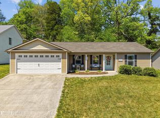 9523 Honeydew Ln, Knoxville, TN 37931