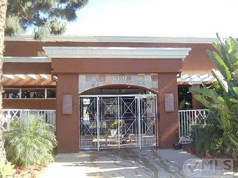 2nd image of 1021 Scott St APT 354