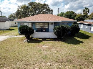 416 7th St S, Dundee, FL 33838