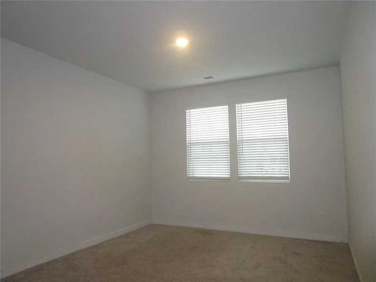 5169 Union Heights Way — Photo 8
