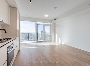 1285 Dupont St #2703, Toronto, ON M6H 0E3