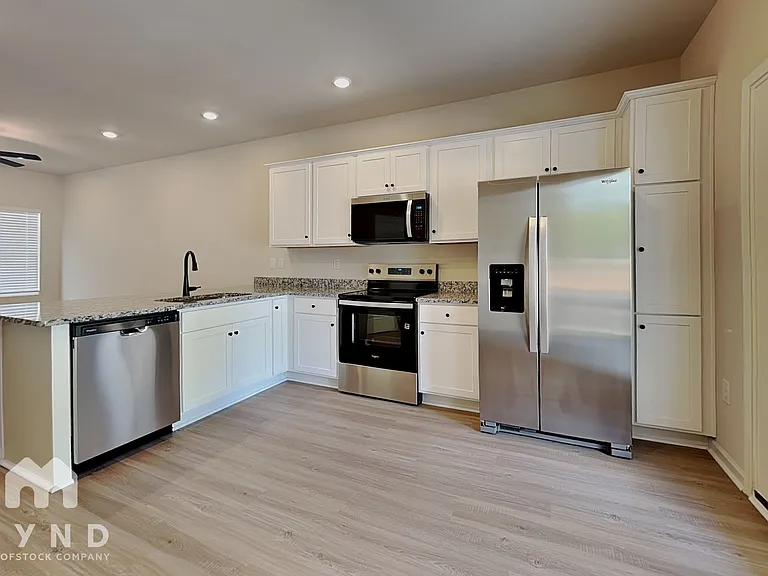 1290 Principal Featherstone Ave — Photo 6