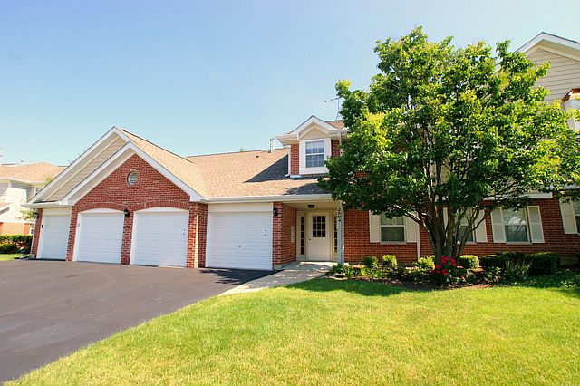 1st image of 2904 Heatherwood Dr #19092