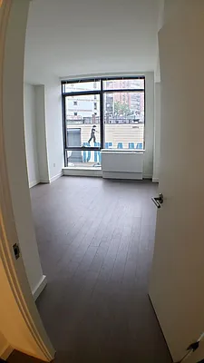 Rented by Greystar | media 11