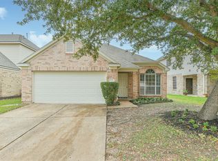 18330 Grove Brook Ln, Cypress, TX 77429