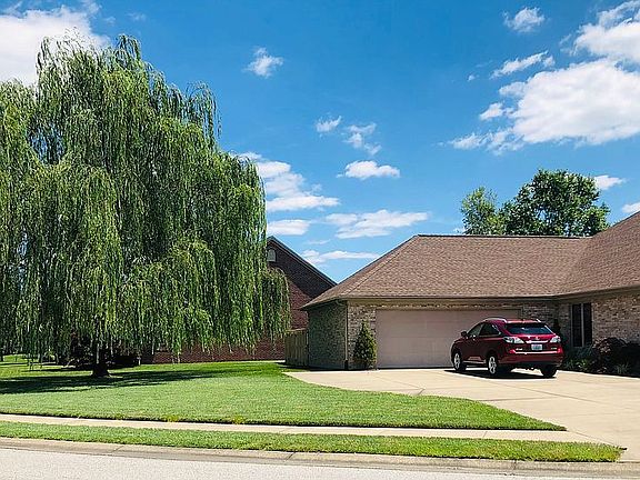 3rd image of 3975 Pine Lake Ct