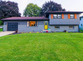 2409 Elizabeth St, Urbana, IL
