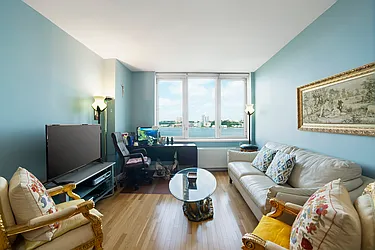 Sold by Sumitomo Real Estate Sales