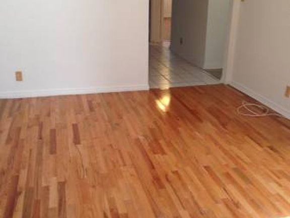4th image of 2165 47th St