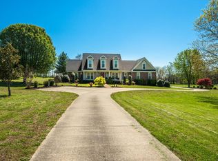 136 Captain Bell Ln, Gallatin, TN 37066