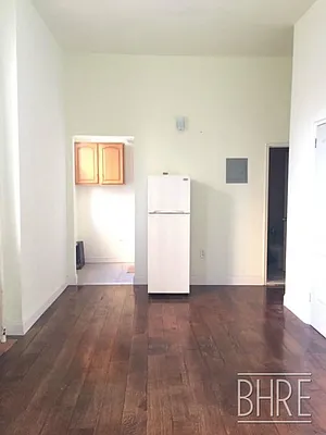 Rented by Brooklyn Heights Real Estate Inc | media 12