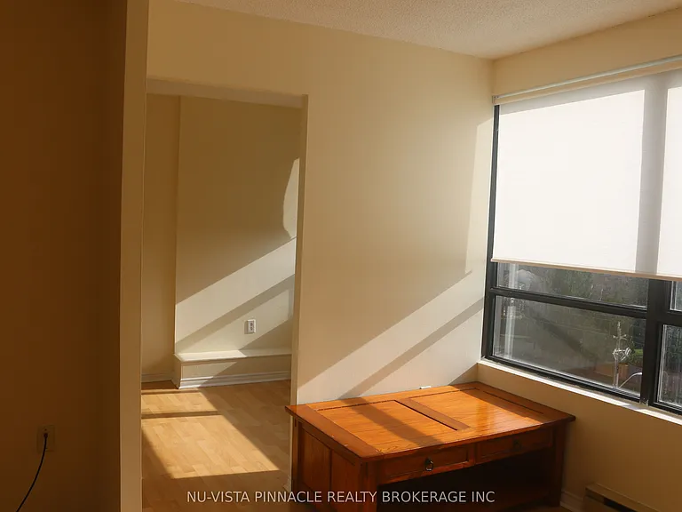 1600 Adelaide St N #704 — Photo 9
