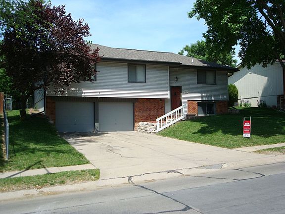 5th image of 4918 Aspen Dr