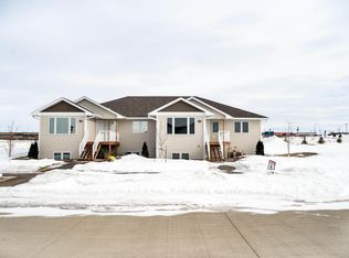 2402 Callaway Ct, Pierre, SD 57501