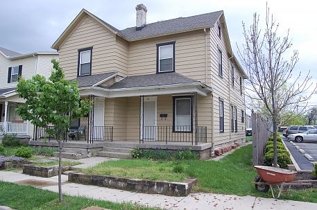 1st image of 30 Frank St