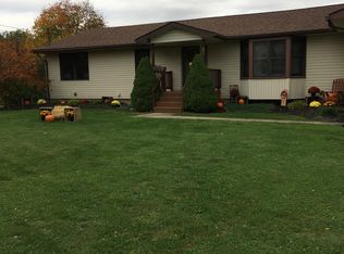 6485 Albion Rd, Oakfield, NY 14125