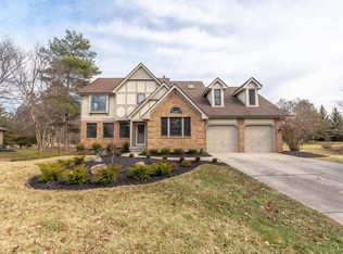 8950 Locherbie Ct, Dublin, OH 43017