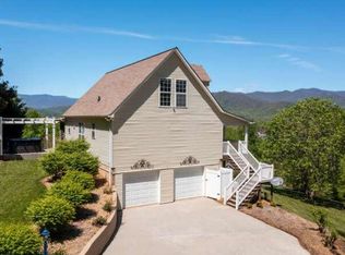 119 Eagles Vw, Hayesville, NC 28904