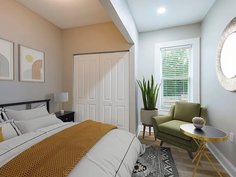 2701 E Columbus Dr — Photo 15