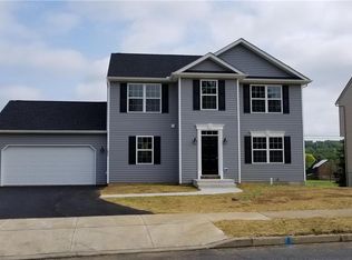 1607 Abigail Ln #21, South Whitehall Township, PA 18104