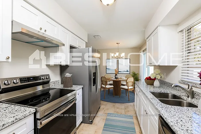 3 bed, 2.0 bath, 1200 sqft, $2,120 — Photo 2