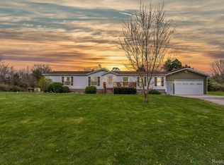 3197 S Sheridan Rd, Lennon, MI 48449