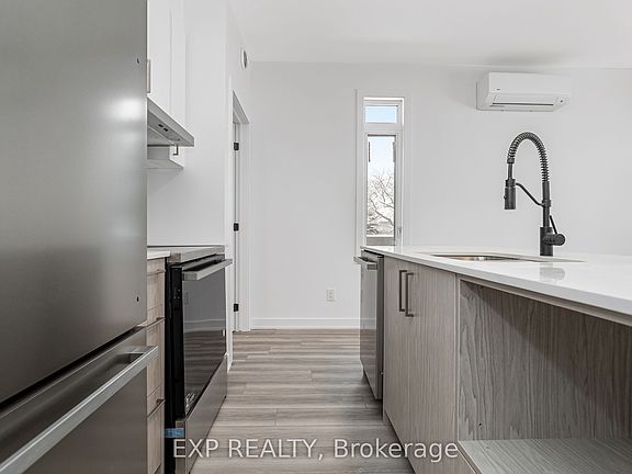 5th image of 1373 Louis Ln #B
