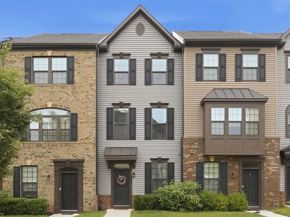2764 Velocity Rd, Herndon, VA 20171
