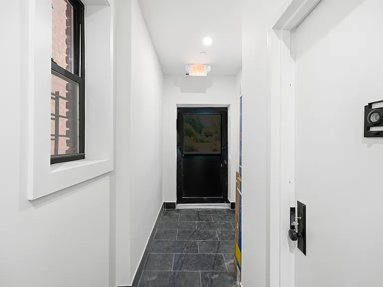 2152 Muliner Ave #1B — Photo 8