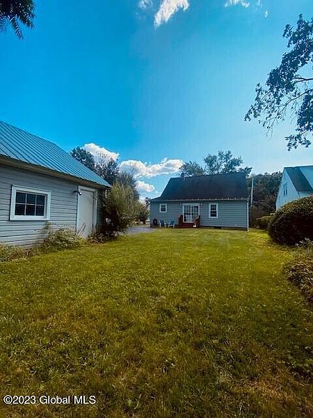 3rd image of 4 Gould Drive