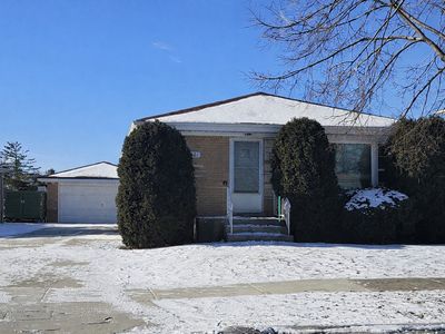 7421 W Kirk Dr, Niles, IL, 60714