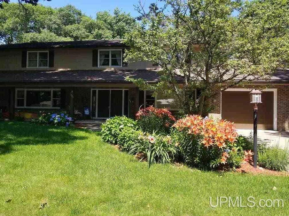1003 Allouez Rd, Marquette, MI 49855 Zillow