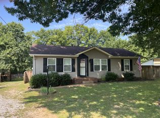 1529 Winding Way Cir, Gallatin, TN 37066