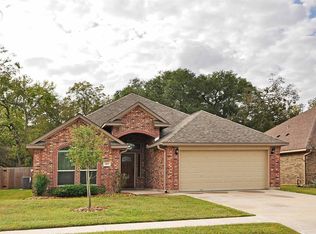 107 Blue Jay Ct, Richwood, TX 77566