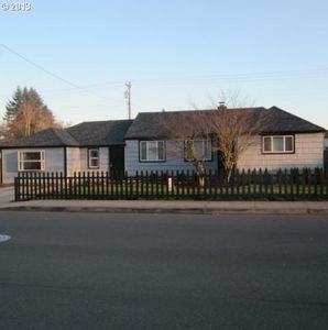 281 NE 4th Ave, Canby, OR, 97013