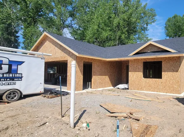 1837 Oak Knoll Dr NE, Alexandria, MN 56308