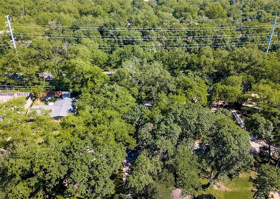 2nd image of 8520 Eustis Ave Lot 9
