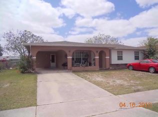 140 NE Floresta Dr, Port Saint Lucie, FL 34983