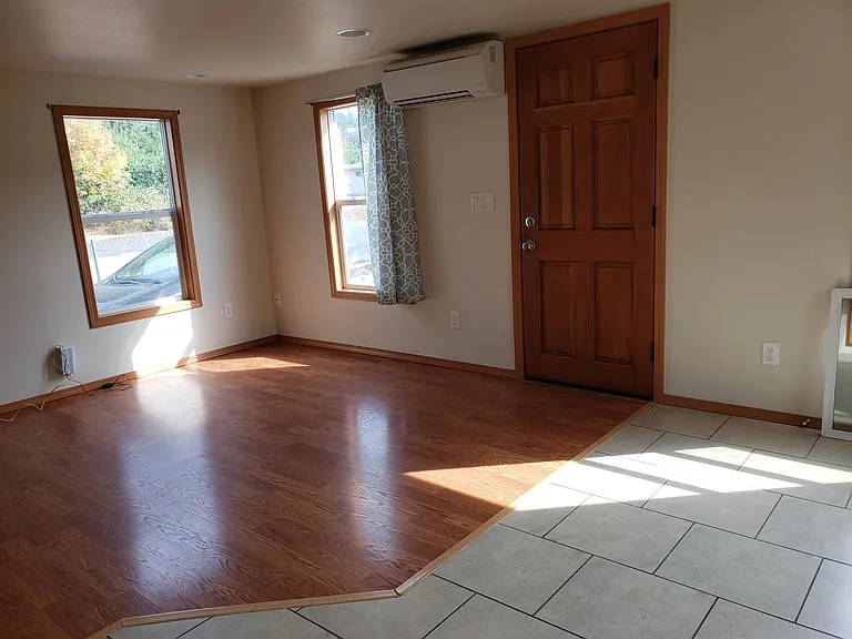 343 SW 7th Ave — Photo 7