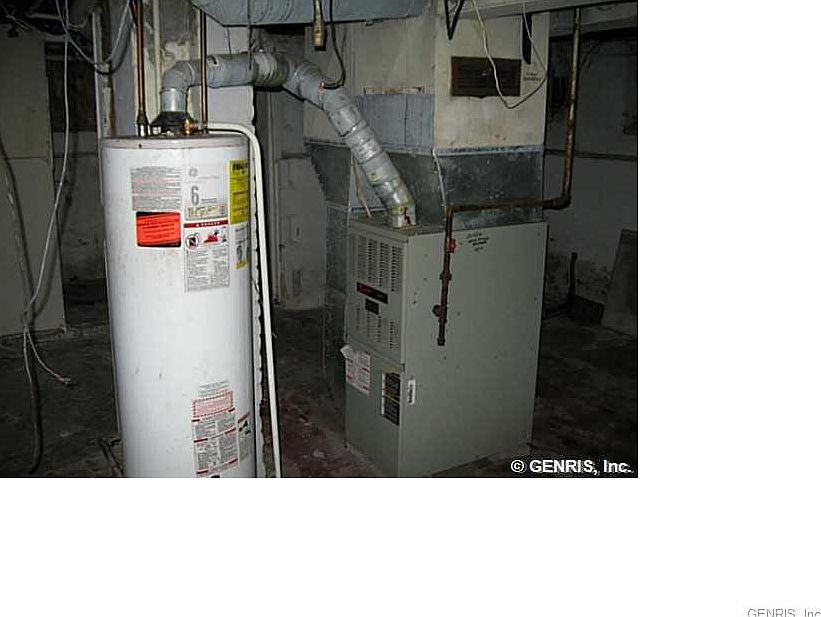 2nd image of 566 Lexington Ave