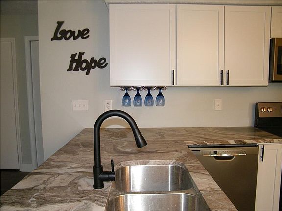 5th image of 11729 Sterrett Blvd