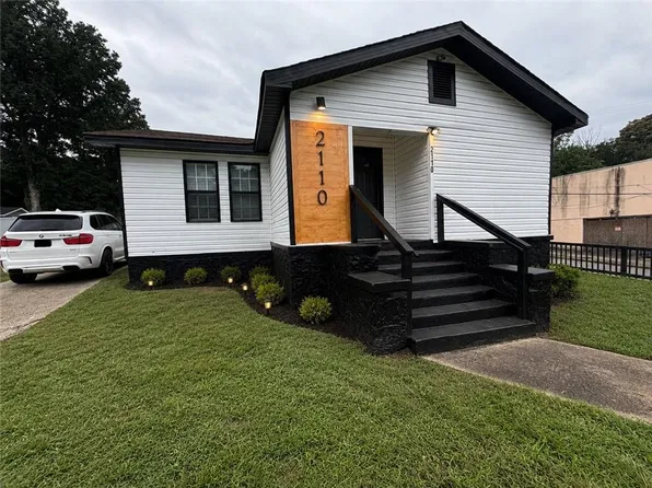 2110 Newnan St, Atlanta, GA