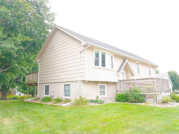 2nd image of 604 Gordon Ave