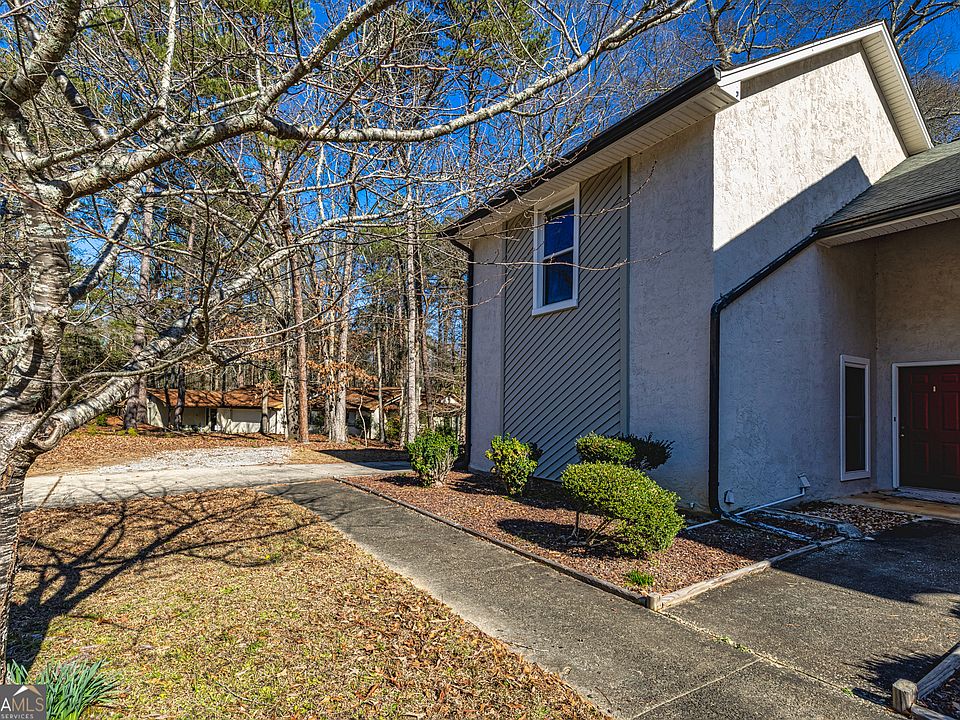 1st image of 105 Arbor Gate