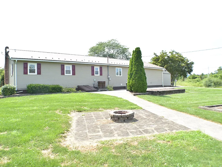 1160 Forest Hill Rd — Photo 14
