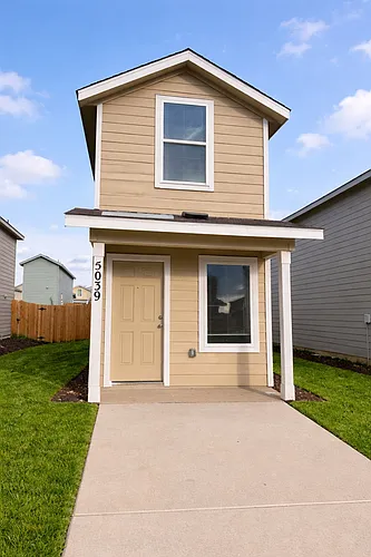 5039 Primrose Rdg Photo 1