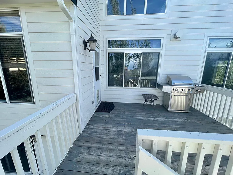 17251 Cornerstone Ln — Photo 34