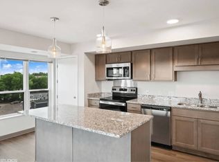 2550 Rice St #500, Saint Paul, MN 55117